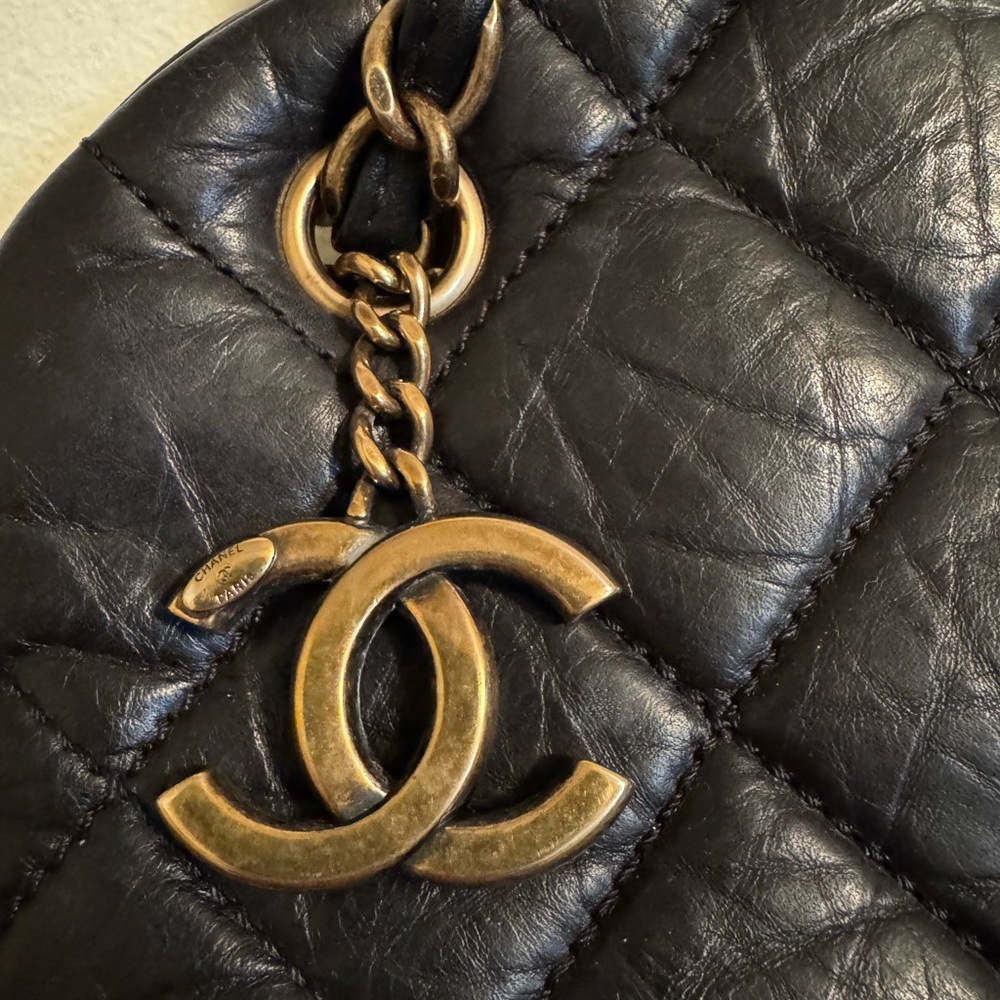 ❤️🖤 SALE!!!❤️‍🔥 CHANEL! Mademoiselle Bowling Bag from 2012. So so so good!❤️🖤